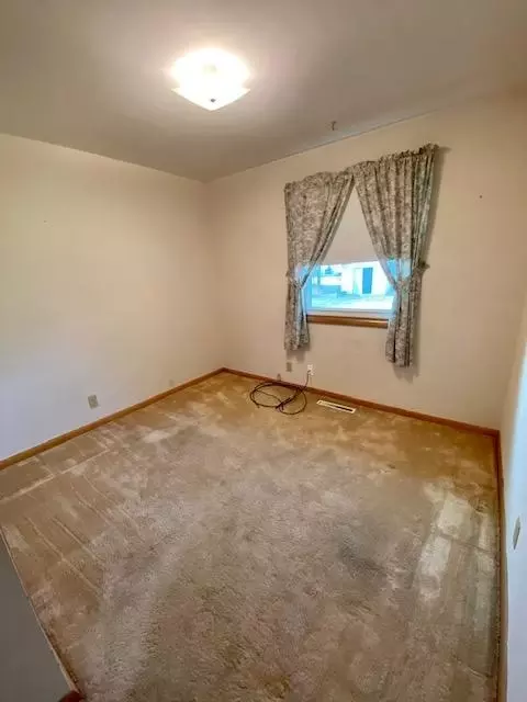 1511 2nd Ave E, Williston, ND 58801 photo 13