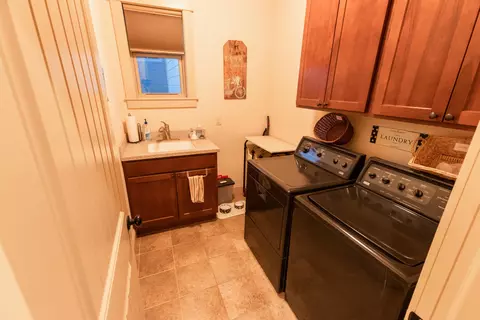 710 70th St E, Williston, ND 58801 photo 33