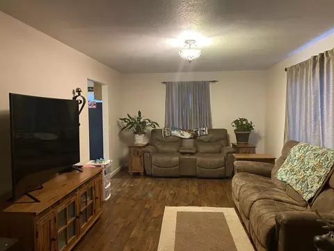 409 17th Ave W, Williston, ND 58801 photo 7