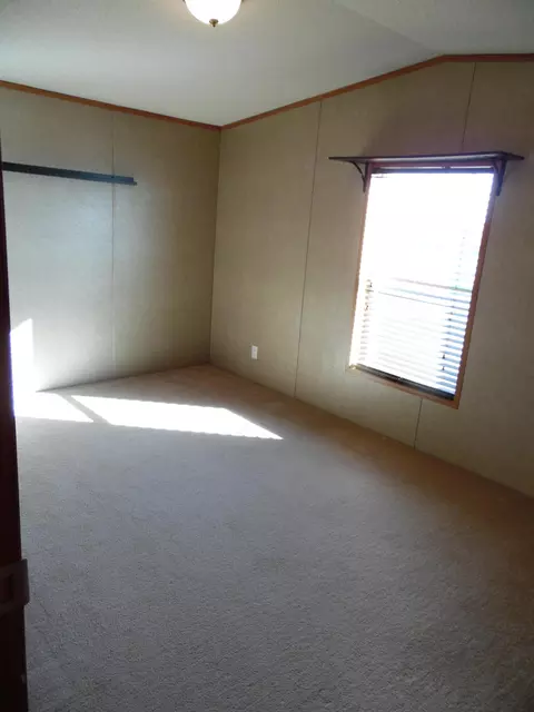 314 6th Ave W, Ray, ND 58849 photo 15