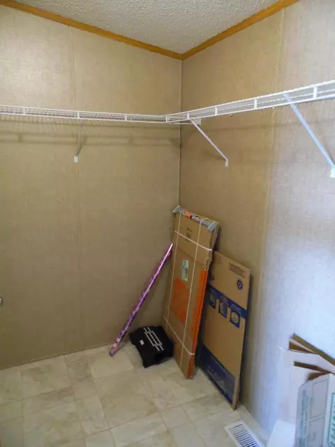 314 6th Ave W, Ray, ND 58849 photo 6