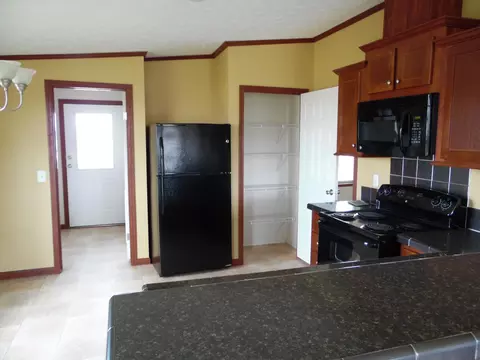 3502 22nd Ave W, Williston, ND 58801 photo 8
