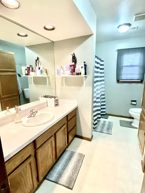 2005 3rd Ave E, Williston, ND 58801 photo 7