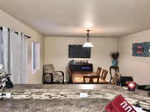 2218 27th Ave W, Williston, ND 58801 photo 10
