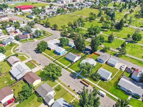 820 13th Ave W, Williston, ND 58801 photo 21