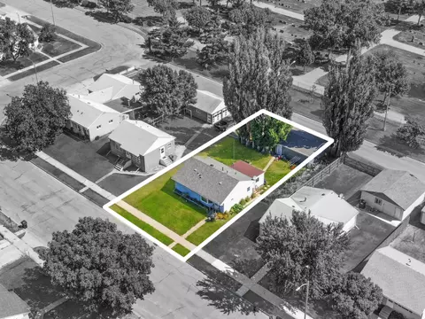 820 13th Ave W, Williston, ND 58801 photo 26