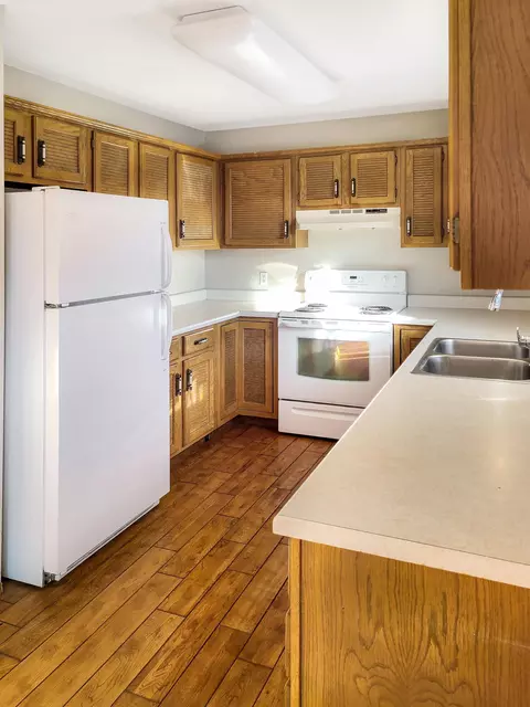 1309 24th St W, Williston, ND 58801 photo 7