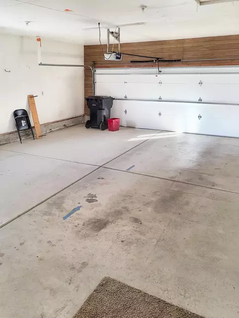 1309 24th St W, Williston, ND 58801 photo 17