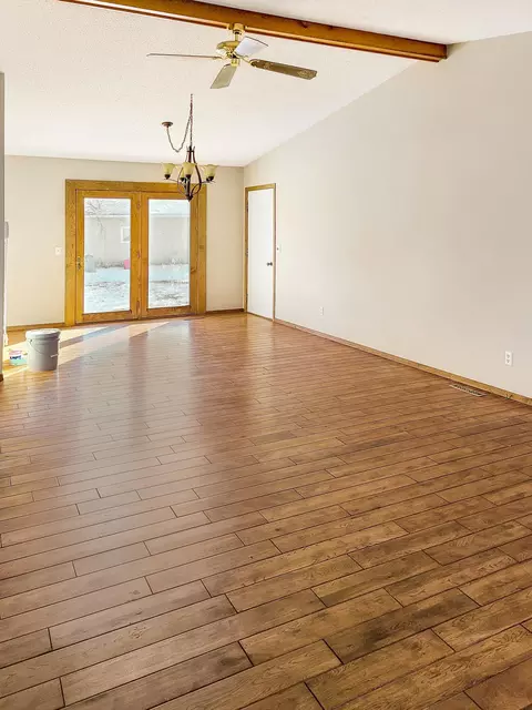 1309 24th St W, Williston, ND 58801 photo 6
