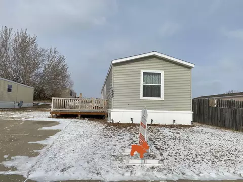 1826 32nd St W, Williston, ND 58801 photo 15