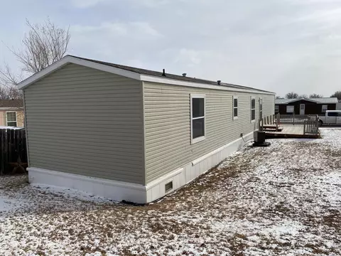 1826 32nd St W, Williston, ND 58801 photo 13