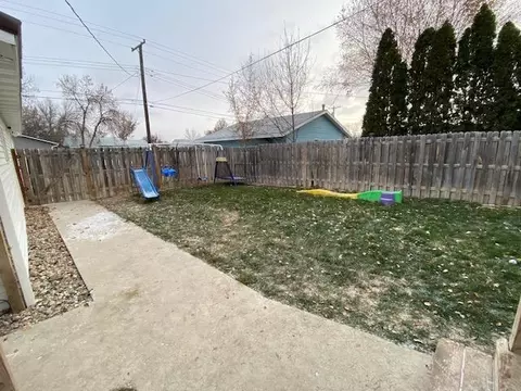 704 18th St W, Williston, ND 58801 photo 7