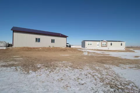 8044 68th St NW, Stanley, ND 58784 photo 1