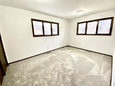 413 11th St E, Williston, ND 58801 photo 10