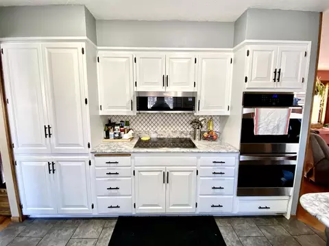 309 22nd St E, Williston, ND 58801 photo 4