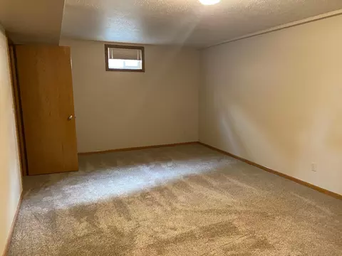 2216 University Ave, Williston, ND 58801 photo 18