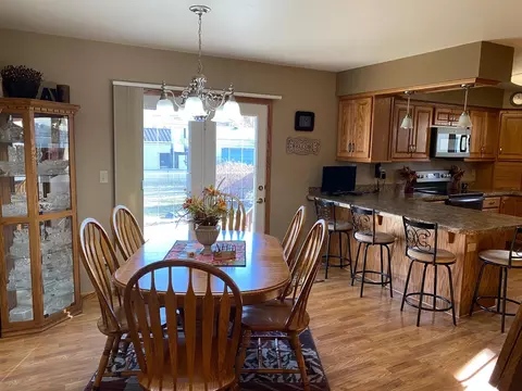 2216 University Ave, Williston, ND 58801 photo 6