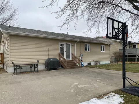 2216 University Ave, Williston, ND 58801 photo 24