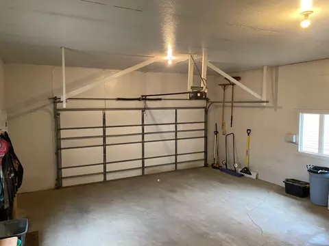 2216 University Ave, Williston, ND 58801 photo 22