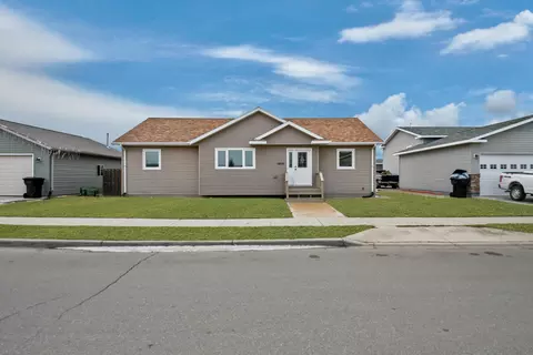 1917 20th Ave W, Williston, ND 58801 photo 29