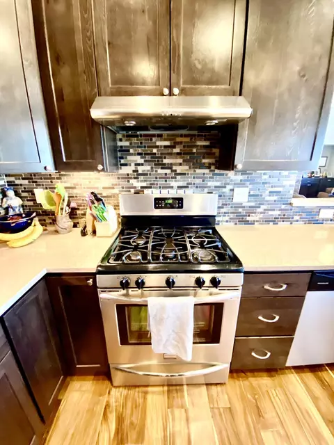 6806 Fairview Dr, Williston, ND 58801 photo 14