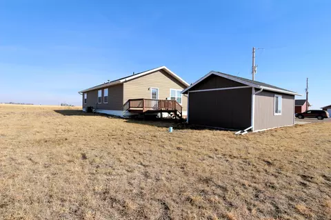 15089 53 S Way NW, Williston, ND 58801 photo 5