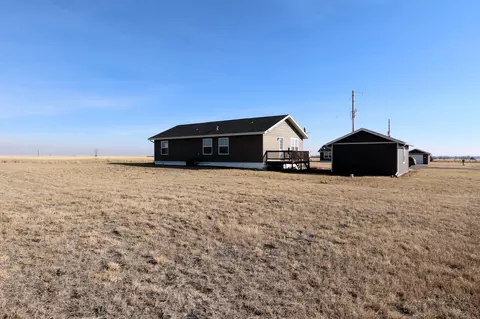 15089 53 S Way NW, Williston, ND 58801 photo 4