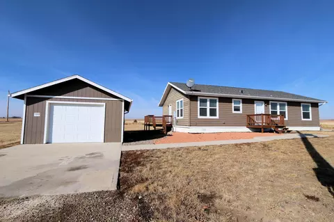 15089 53 S Way NW, Williston, ND 58801 photo 2