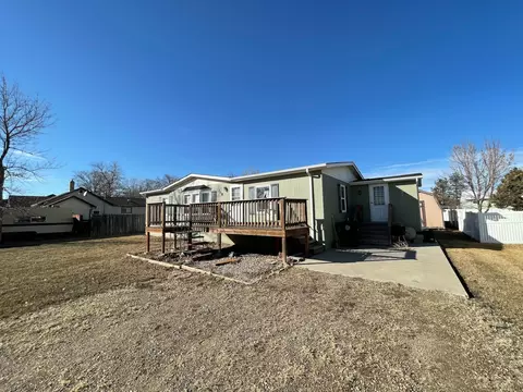 308 3rd Ave E, Ray, ND 58849 photo 2