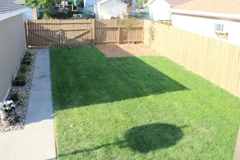 1706 27th St W, Williston, ND 58801 photo 50
