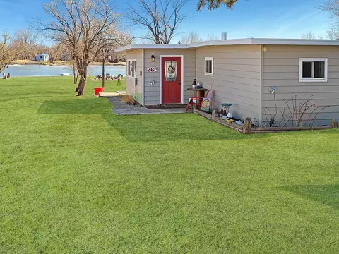 265 Blacktail Dr, Williston, ND 58801 photo 3