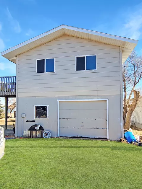265 Blacktail Dr, Williston, ND 58801 photo 7