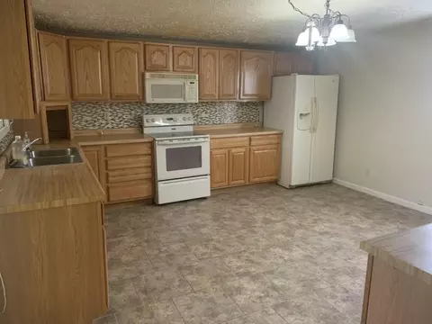 424 7th Ave W, Williston, ND 58801 photo 7