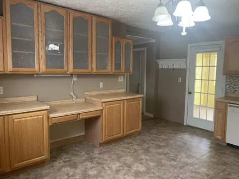 424 7th Ave W, Williston, ND 58801 photo 8