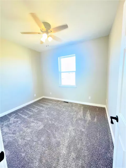 5626 Bailey Ave, Williston, ND 58801 photo 25