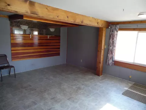 3302 9th Ave E, Williston, ND 58801 photo 3