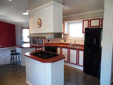 3302 9th Ave E, Williston, ND 58801 photo 5