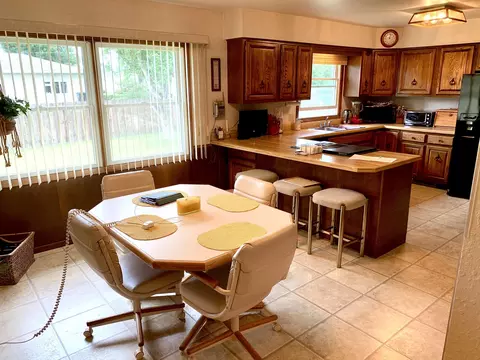 901 18th St W, Williston, ND 58801 photo 26