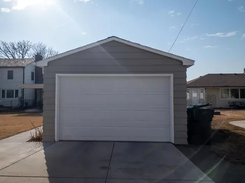 916 2nd Ave E, Williston, ND 58801 photo 36