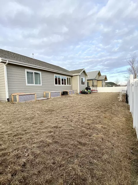 2809 24th St W, Williston, ND 58801 photo 34