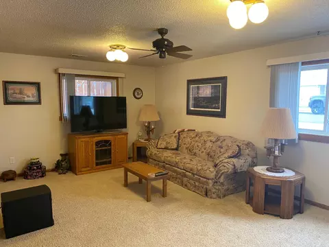 2024 8th Ave E, Williston, ND 58801 photo 9