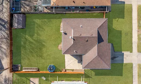 818 15th Ave W, Williston, ND 58801 photo 6
