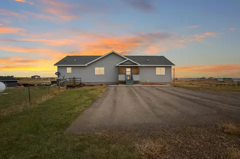 5191 142x Ln, Williston, ND 58801 photo 2