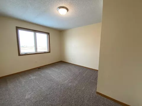 5191 142x Ln, Williston, ND 58801 photo 14