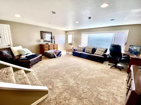 1623 20th Ave E, Williston, ND 58801 photo 24
