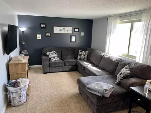 810 W Broadway W, Williston, ND 58801 photo 5