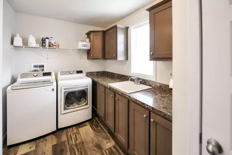 13352 Mountain Meadow Ln, Williston, ND 58801 photo 38