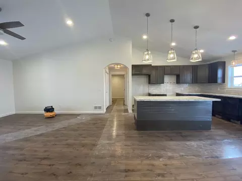 13669 Cherry St NW, Williston, ND 58801 photo 5