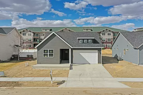 3606 32nd St W, Williston, ND 58801 photo 1
