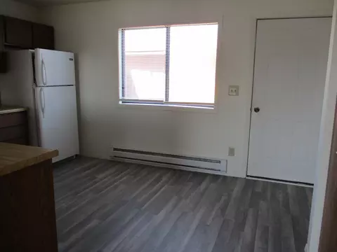 1810 30th St W, Williston, ND 58801 photo 9